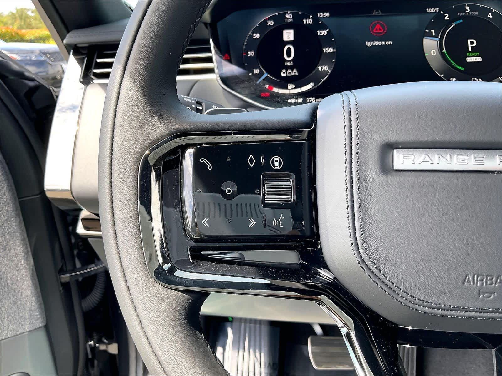 New 2026 Land Rover Range Rover Sport Dynamic SE AWD/4WD image 17