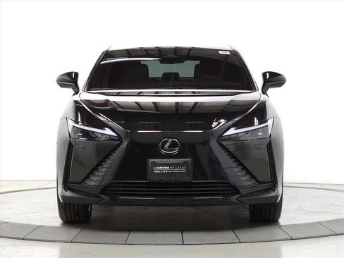 Used 2023 Lexus RZ 450e Premium image 2