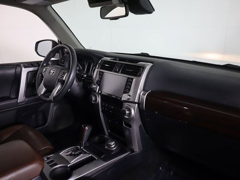 Used 2020 Toyota 4Runner Limited image 28