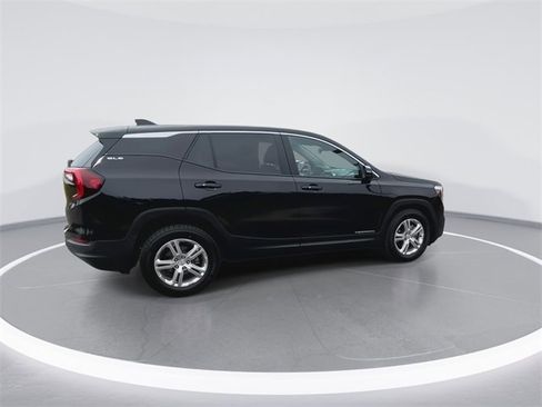 Used 2022 GMC Terrain SLE w/ Fleet Convenience Package image 12