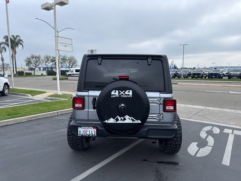 Used 2020 Jeep Wrangler Unlimited Sport S image 5
