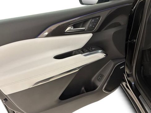 Certified 2025 Chevrolet Traverse High Country w/ LPO, Floor Liner Package AWD/4WD image 13