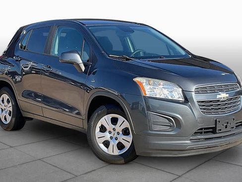 Used 2016 Chevrolet Trax LS FWD image 3
