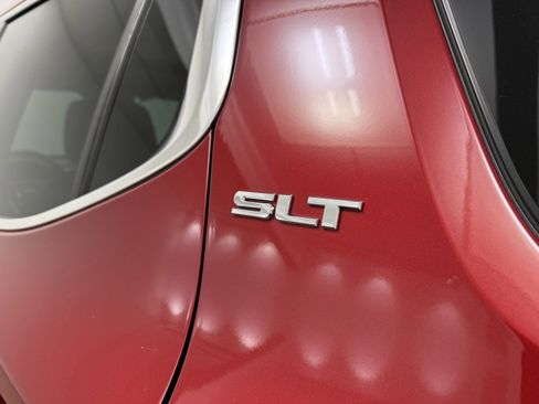 Used 2019 GMC Acadia SLT image 9