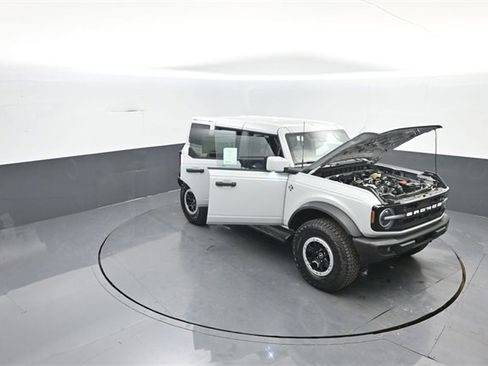 New 2026 Ford Bronco Outer Banks image 40