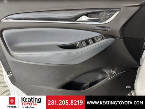 Used 2024 Buick Enclave Premium image 10