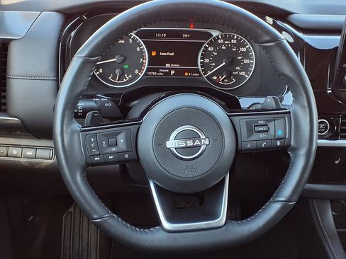 Certified 2024 Nissan Pathfinder SL image 20