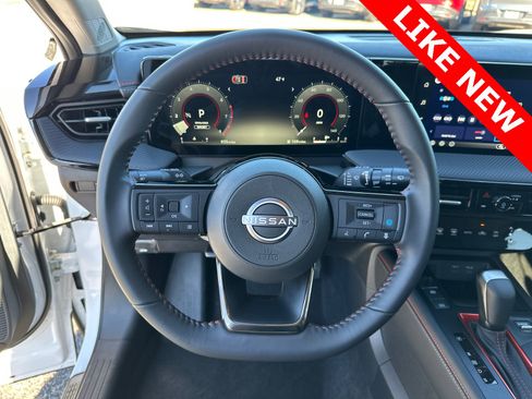 Used 2026 Nissan Kicks SR w/ Illumination Package image 23