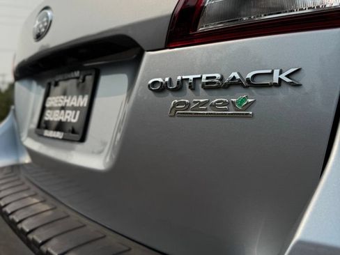 Used 2017 Subaru Outback 2.5i Premium AWD/4WD image 45