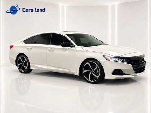 Used 2022 Honda Accord Sport image 2