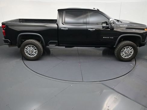 Used 2021 Chevrolet Silverado 2500 High Country w/ Z71 Off-Road Package AWD/4WD image 18