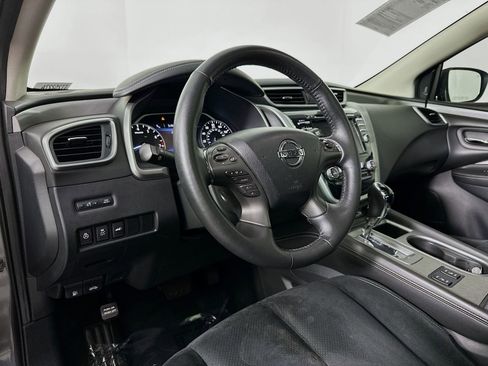 Used 2019 Nissan Murano SV image 9