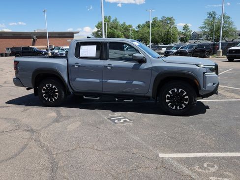 Used 2023 Nissan Frontier PRO-4X w/ Pro Convenience Package AWD/4WD image 13