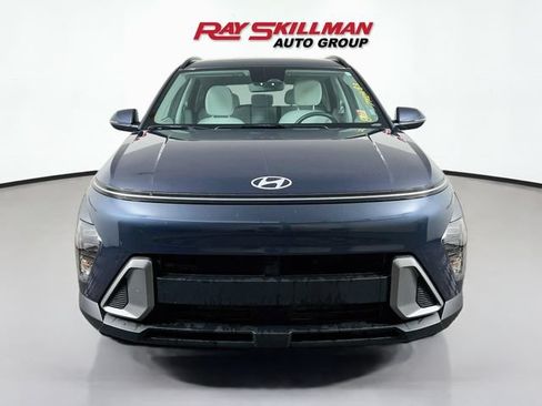 Used 2025 Hyundai Kona SEL AWD/4WD image 2