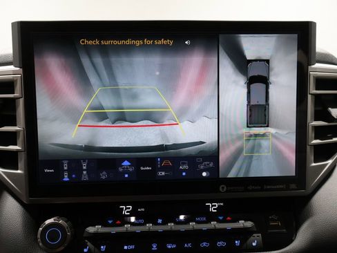 Used 2024 Toyota Tundra Limited image 25