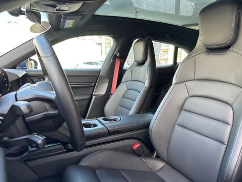 Certified 2024 Porsche Taycan 4S image 5