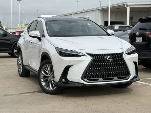 Used 2025 Lexus NX 350h AWD w/ Rear Seat Package image 2