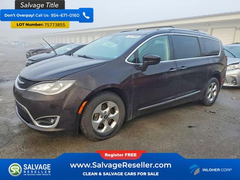 Used 2017 Chrysler Pacifica Touring-L Plus image 1