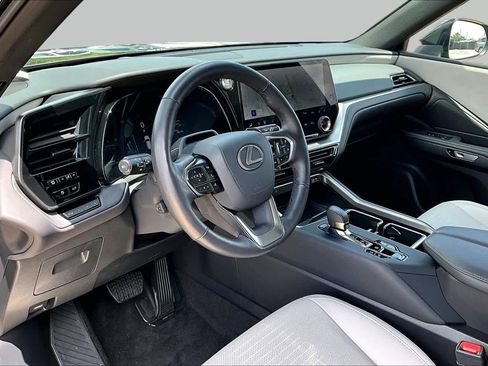 Certified 2026 Lexus TX 350 AWD w/ Technology Package image 18
