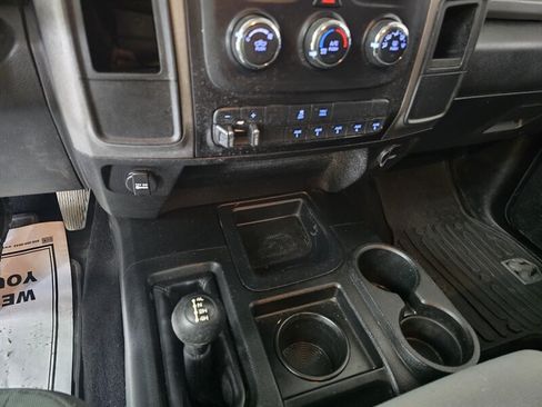 Used 2018 RAM 2500 Tradesman w/ Chrome Appearance Group AWD/4WD image 21