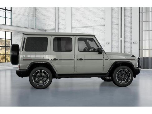 New 2025 Mercedes-Benz G 550 image 16