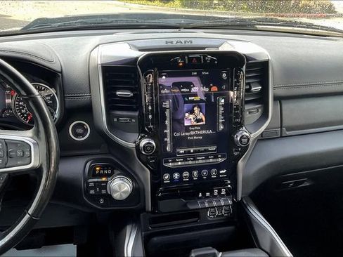 Used 2020 RAM 1500 Laramie w/ Night Edition image 5
