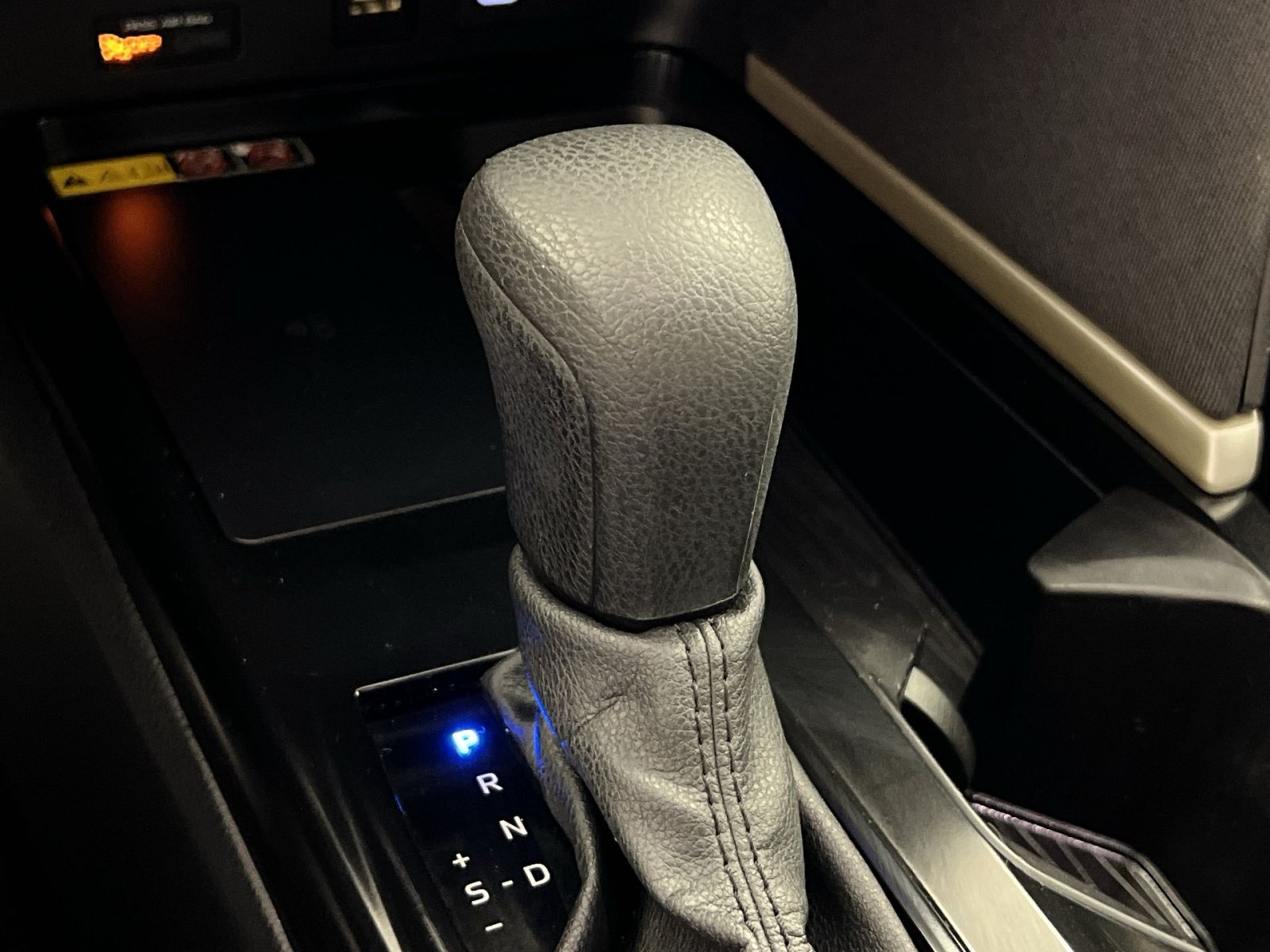 Used 2025 Toyota Camry LE FWD image 22
