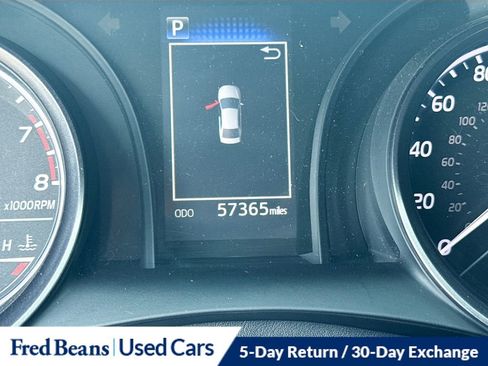 Used 2023 Toyota Camry SE FWD image 14