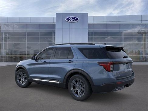 New 2025 Ford Explorer Active w/ Active Comfort Package image 4