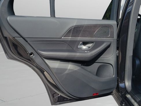 Certified 2026 Mercedes-Benz GLE 350 4MATIC image 7
