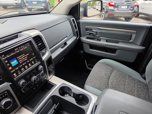 Used 2017 RAM 1500 Big Horn RWD image 25