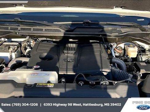 Used 2023 Toyota Tundra SR5 image 8