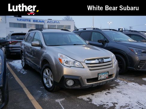 Used 2014 Subaru Outback 2.5i Premium image 1