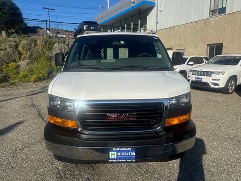Used 2019 GMC Savana 2500 w/ Driver Convenience Package RWD image 34