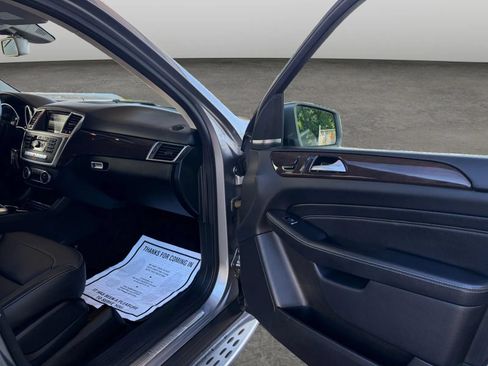 Used 2014 Mercedes-Benz ML 350 4MATIC image 19