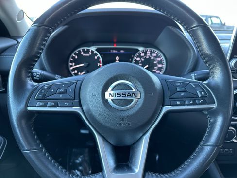 Used 2022 Nissan Sentra SV image 21