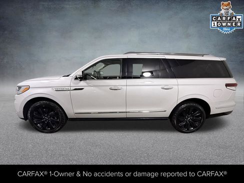Certified 2024 Lincoln Navigator L Reserve AWD/4WD image 4