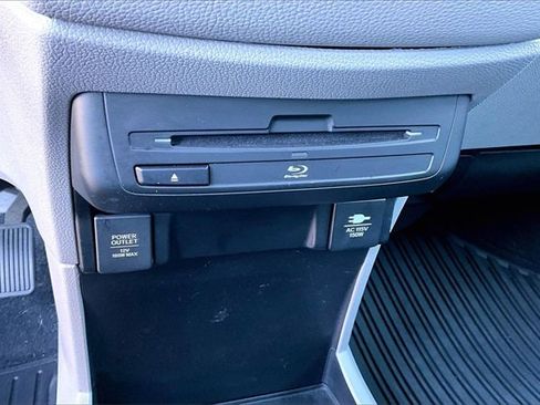 Used 2018 Honda Odyssey Elite image 16