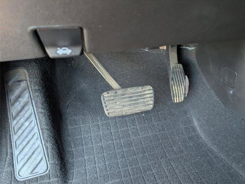 Used 2021 GMC Sierra 1500 SLT w/ SLT Premium Package image 30