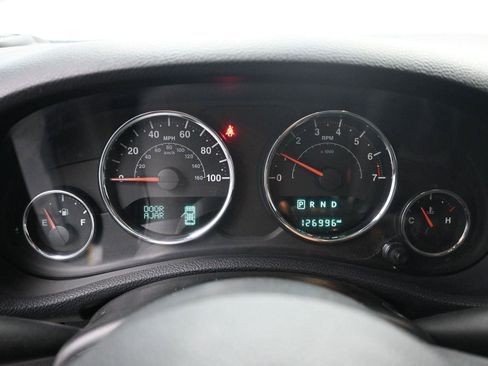 Used 2016 Jeep Wrangler Unlimited Sport image 21