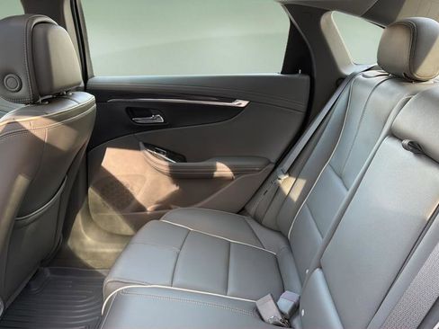 Used 2014 Chevrolet Impala LTZ image 15