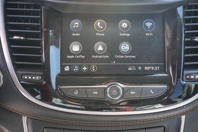 Used 2022 Chevrolet Trax LT w/ Redline Edition AWD/4WD image 5