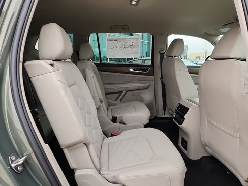 New 2026 Volkswagen Atlas SE image 14