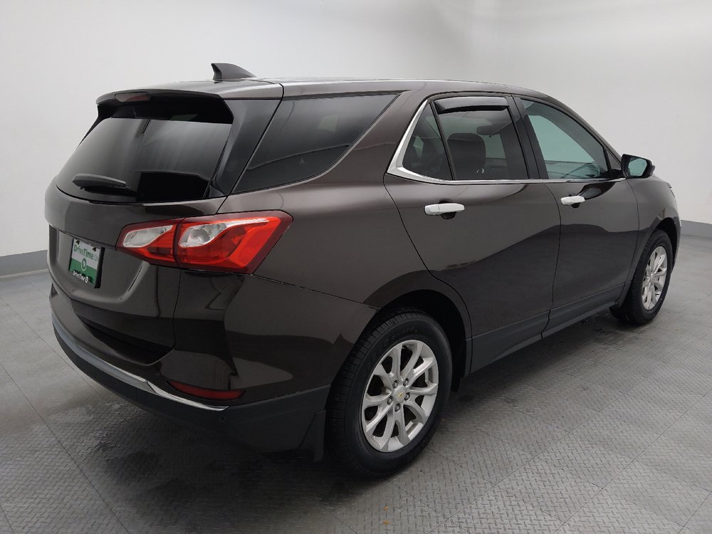 Used 2020 Chevrolet Equinox LT w/ Driver Convenience Package AWD/4WD image 9