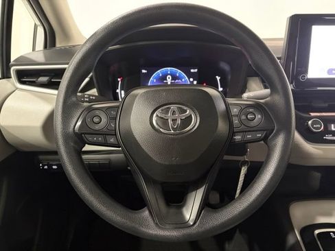 Used 2026 Toyota Corolla LE FWD image 16