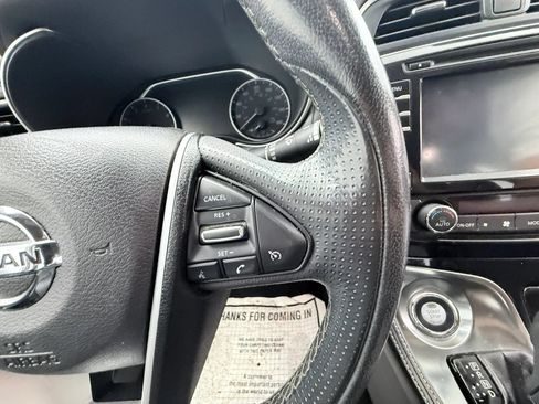 Used 2017 Nissan Maxima 3.5 SV FWD image 19