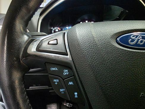 Used 2021 Ford Edge SEL w/ Cargo Accessory Package image 29