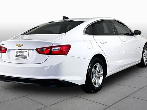 Certified 2022 Chevrolet Malibu LS FWD image 12