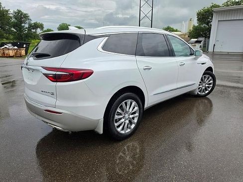 Used 2019 Buick Enclave Premium w/ Experience Buick Package AWD/4WD image 3