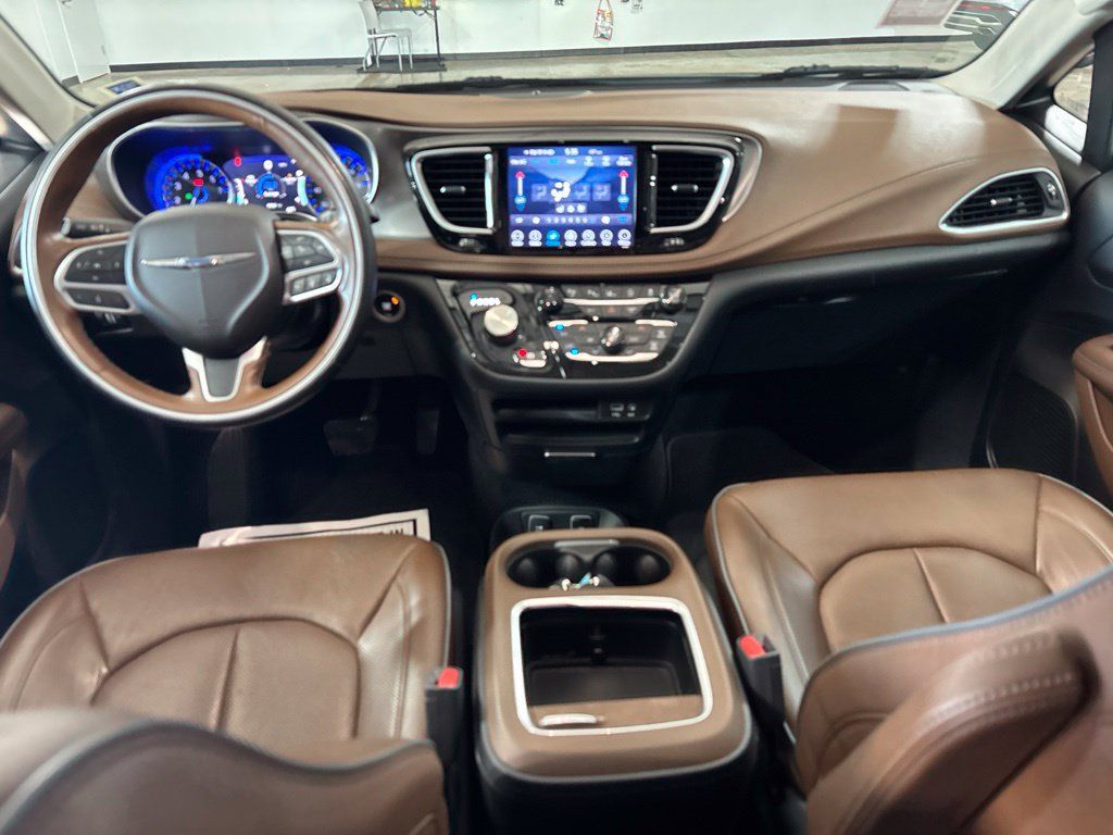 Used 2019 Chrysler Pacifica Limited FWD image 29